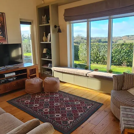 Three Hares Farmhouse, Galway Bed & Breakfast